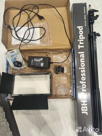 Видео свет U600+