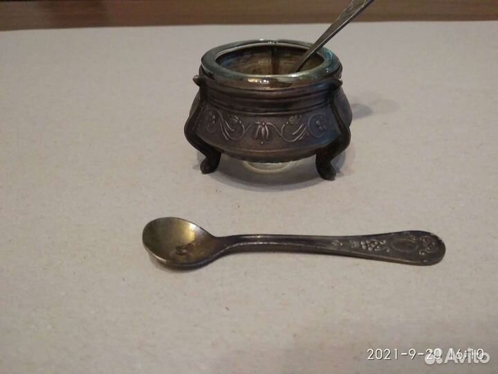 Солонка мельхиоровая