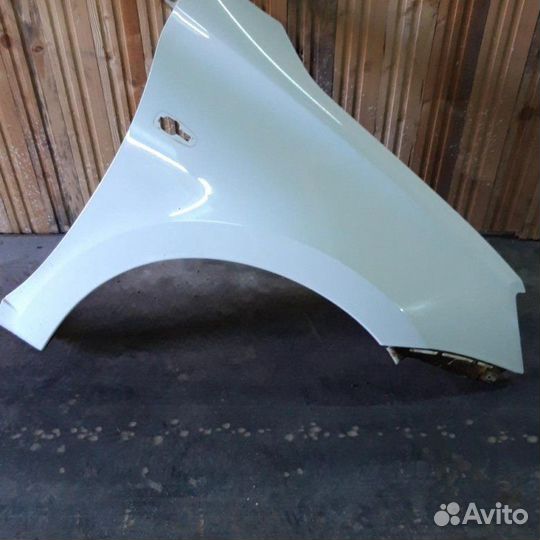 Переднее крыло LADA Kalina 2