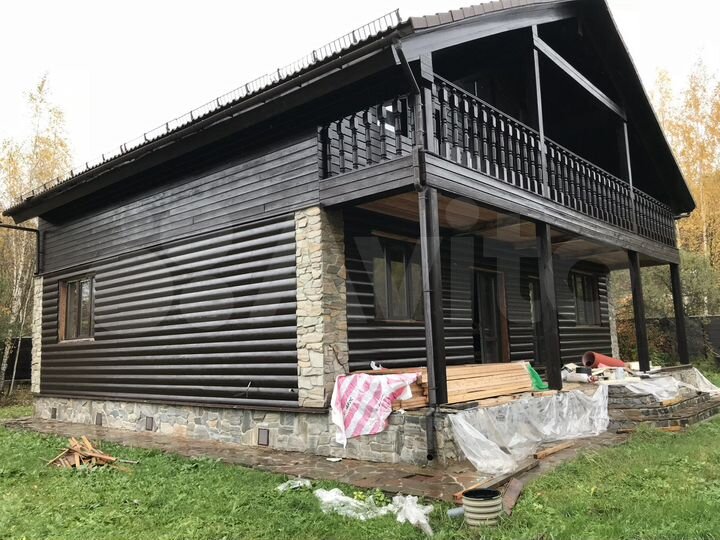 Дом 265 м² на участке 10 сот.