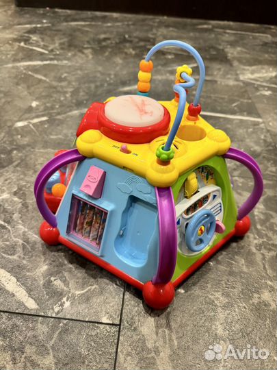 Бизиборд домик игровой центр со светом и звуком