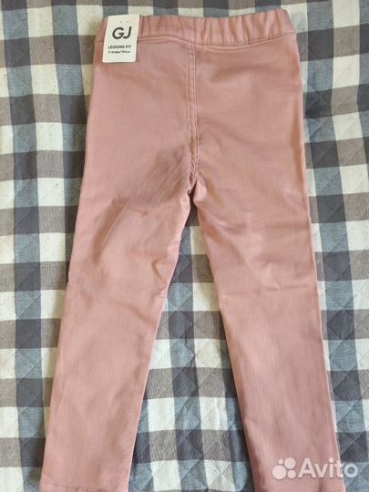 Джинсы на девочку новые