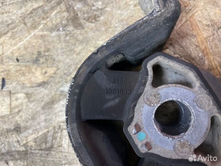 Опора двигателя LADA Granta