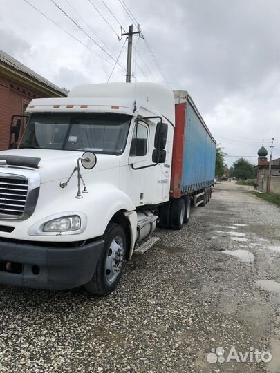 Freightliner Columbia, 2003