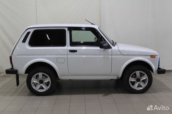 LADA 4x4 (Нива) 1.7 МТ, 2023, 2 339 км