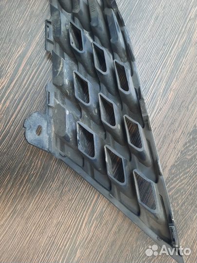 Решётка радиатора Nissan Juke