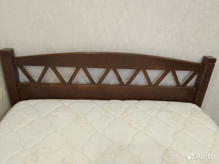 Кровать двухспальная с матрасом бу 160 200
