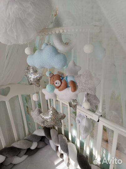 Детская кроватка