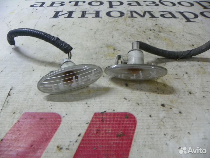 Повторитель в крыло Nissan X-Trail