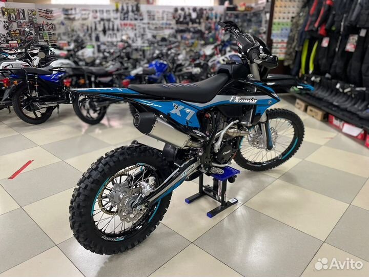 Мотоцикл эндуро fxmoto X7 NC300