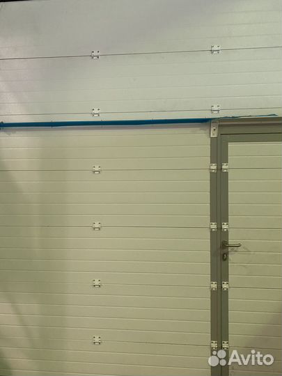 Ворота секционные подъемные бу