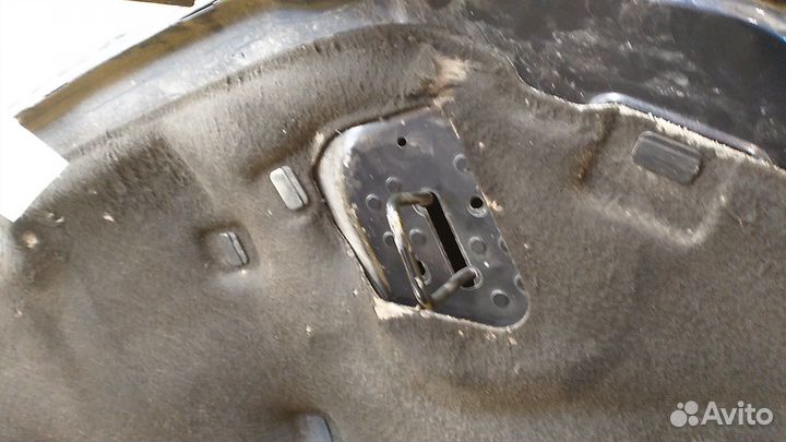 Шумоизоляция капота XC90