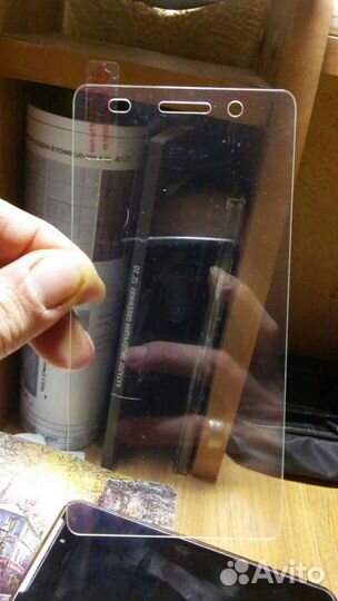 Защитное стекло на Hauwei Honor 4C Pro