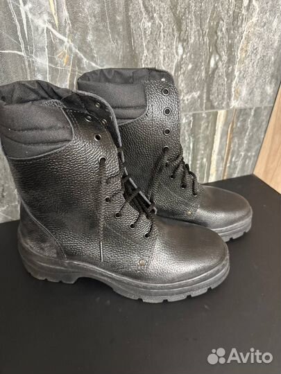 Берцы мужские 40 р новые нат мех