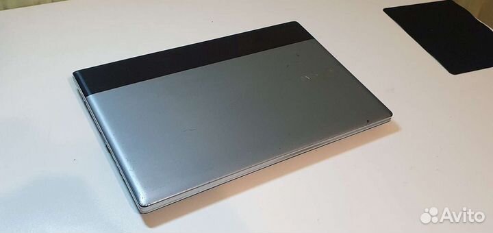 Samsung RV520 core i5-2450m/6Gb/Gt 520m /320Gb