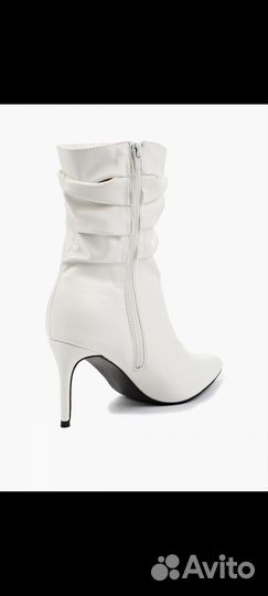 Ботильоны белые