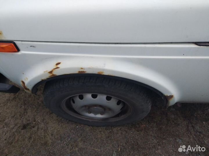 LADA 4x4 (Нива) 1.7 МТ, 2015, 300 000 км