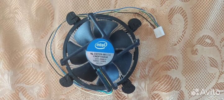 Кулер процеccорный intel
