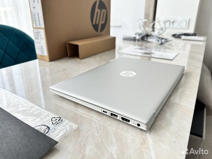 Новый ноутбук hp pavilion 14 Ryzen 5300U 8 512Gb