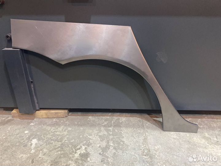 Задняя арка Mitsubishi Outlander