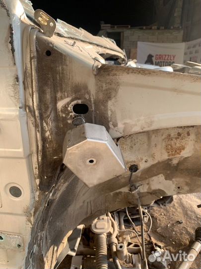 Лонжерон передний правый Volkswagen Golf A6 BSE