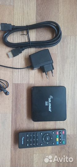 Смарт тв Android приставка 4К selenga A4