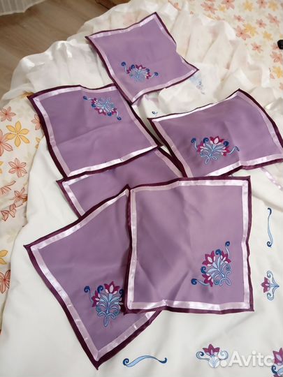 Скатерть и 6 салфеток