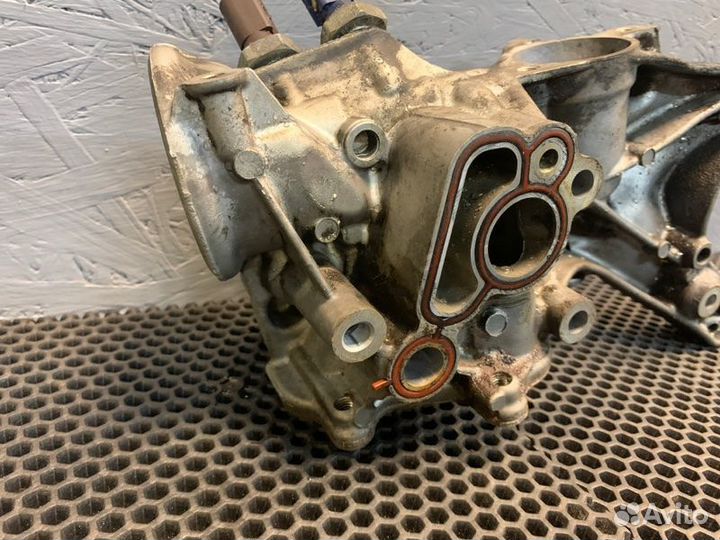 Кронштейн масляного фильтра Audi A6 C7 cdnb 2014