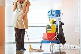 Уборщик в мясной цех