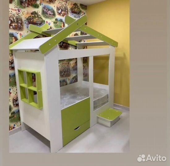 Детская кровать домик теремок в разных цветах