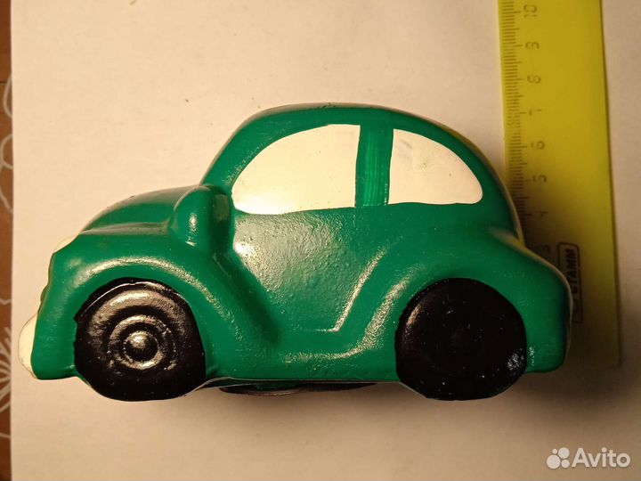 Копилка машина зелёная