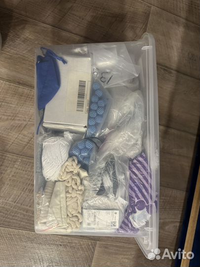 Материалы для творчества коробкой