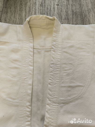 Продам кимоно (только куртка)