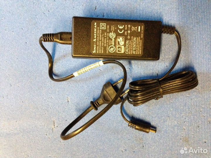 Адаптер (блок питания)