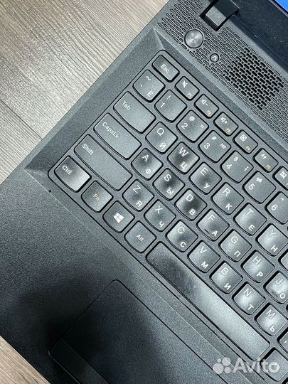 Ноутбук Lenovo с гарантием