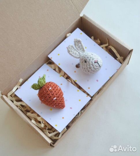 Броши Значки Резинки