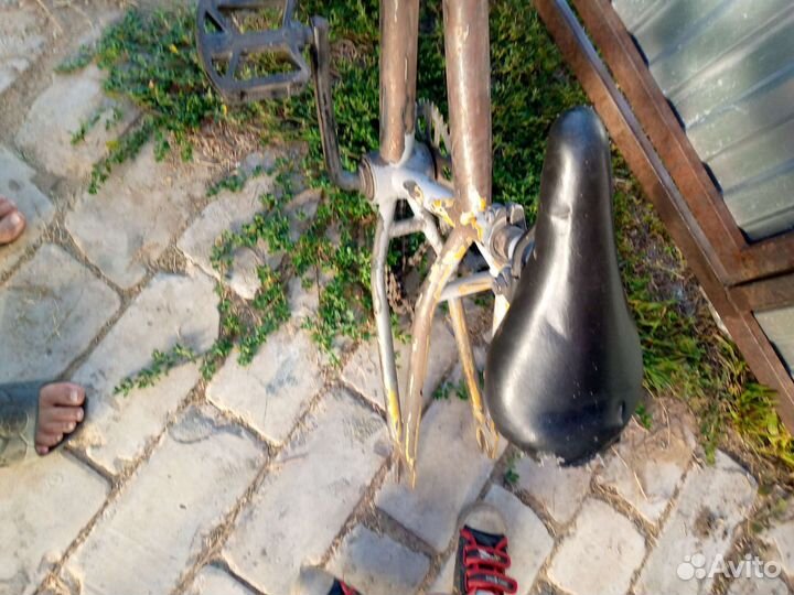 BMX не крашеный без заднего колеса