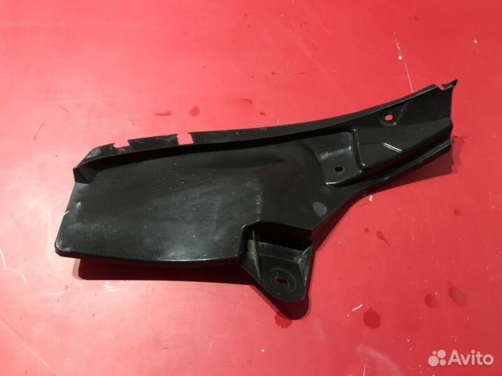 Подкрылок (локер) задний правый Mazda 3 BL