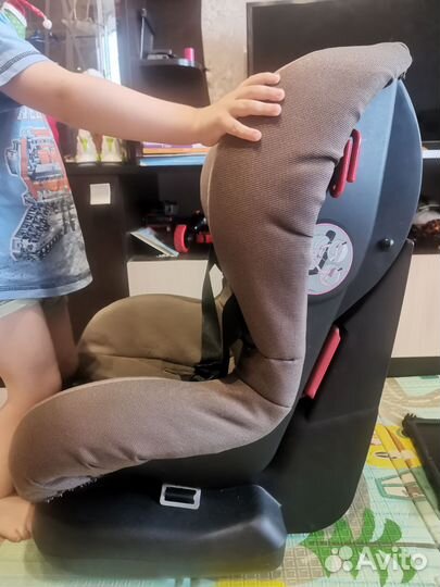 Детское автокресло maxi cosi priori