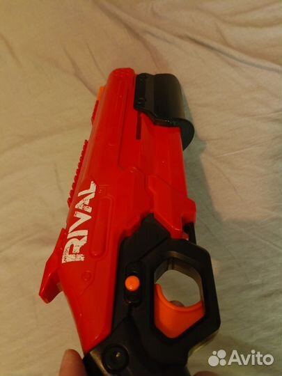 Пистолет Nerf