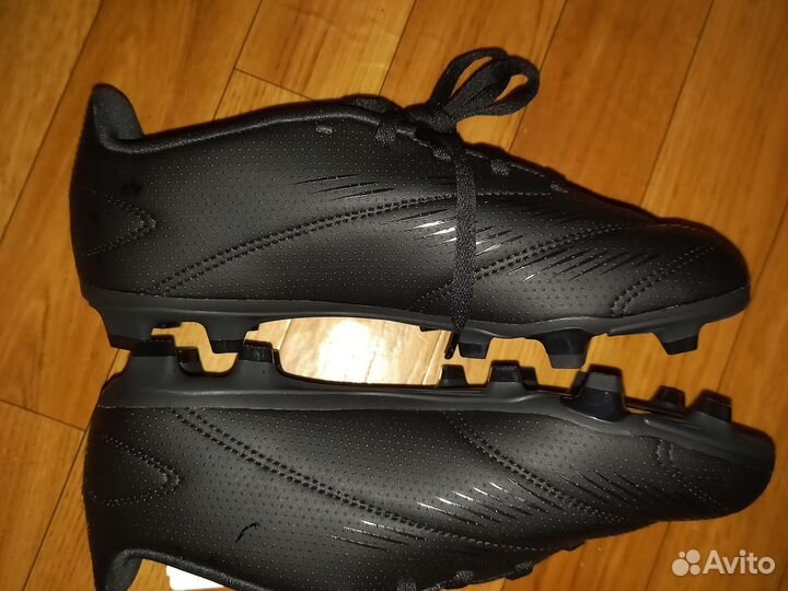 Бутсы Adidas Predator