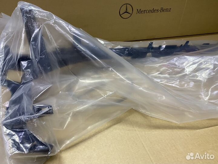 Кронштейн переднего бампера Mercedes X167