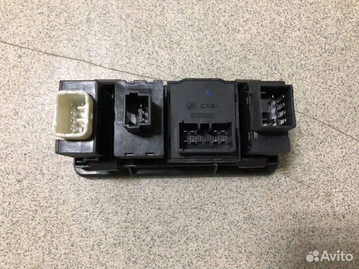 Блок кнопок Lifan Solano 620