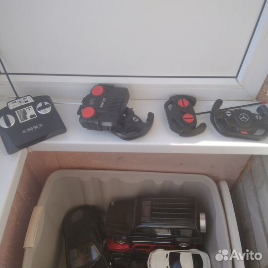 Машинки на пульте управления