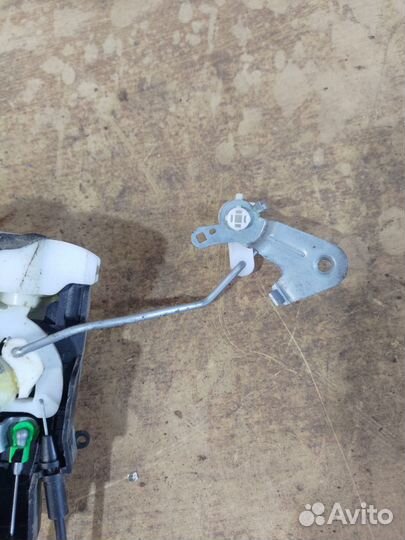 Замок передней левой двери Mitsubishi Lancer 10