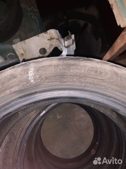 Advance AR205 225/45 R17