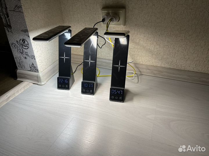Desk lamp wireless charger 3в1