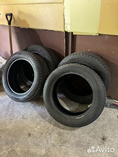 Dunlop Winter Maxx SJ8 235/55 R18 100R