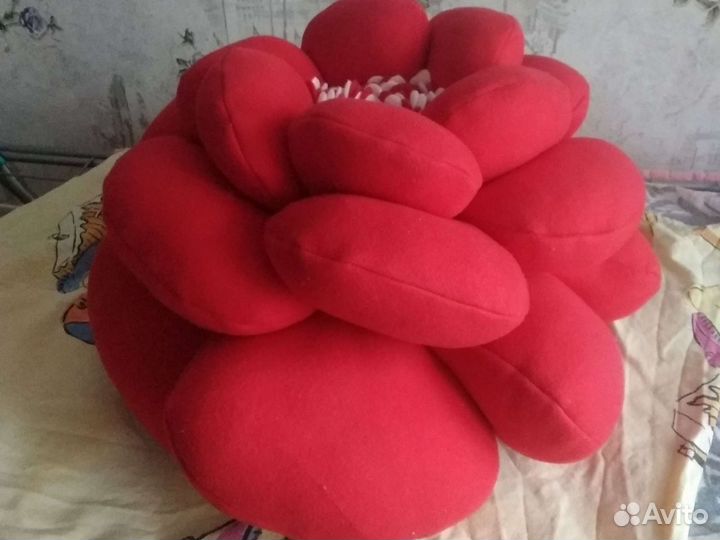 Подушка Роза