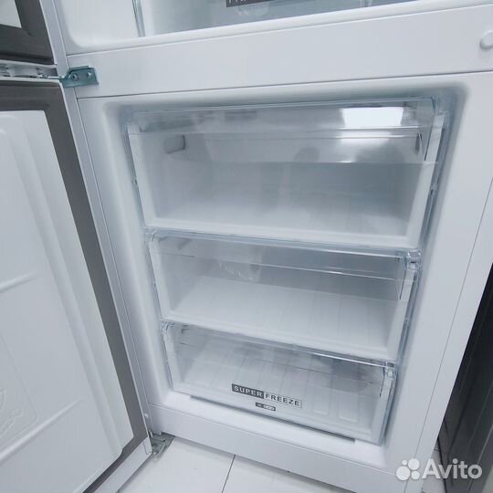 Холодильник Whirlpool NO frost